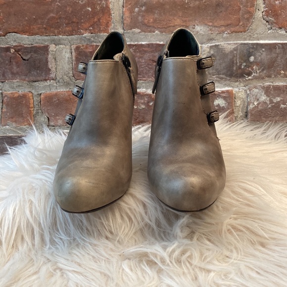 Cole Haan Air Alexis by Maria Sharapova Bootie, Size 7B - Picture 3 of 17